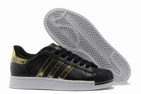 chaussure-addidas,chaussures-pour-tennis,chaussures-pour-femme-adidas