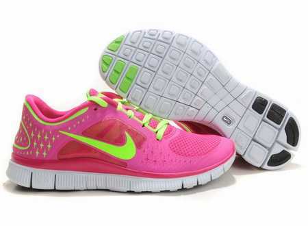 chaussure-running-une-pointure-au-dessus,basket-running-prix-discount,nike-free-run-pink-ombre