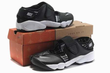 sites-chaussures-pas-cher,nike-air-rift,basket-solde-homme